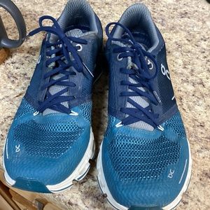 On Running Cloudflyer